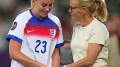 Menang Telak 6-1 Atas Wales: Pelatih Inggris Sarina Wiegman Puji Penampilan Leah Williamson Cs
