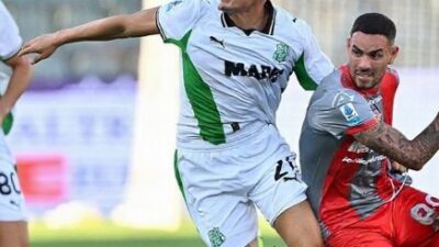 Jay Idzes Bersinar di Sassuolo Meski Tim Kalah 2-3 dari Cremonese