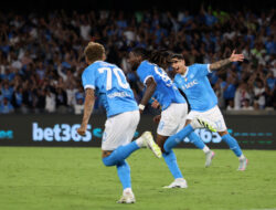 SSC Napoli Menang Tipis 1-0 atas Cagliari Calcio