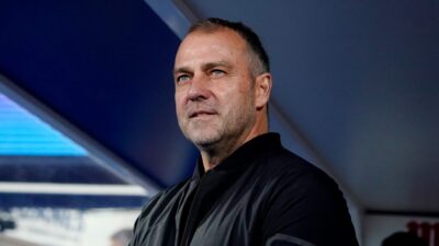 Hansi Flick dan Strategi Barcelona Menuju Musim Baru