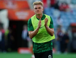 AC Milan Bergerak Cepat untuk Conrad Harder, Vlahović Jadi Catatan