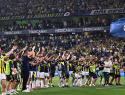 Fenerbahçe Lolos ke Playoff Liga Champions Usai Kalahkan Feyenoord 5-2