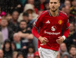 Setan Merah Dihantam Krisis Cedera, Dalot Mundur dari Skuad Portugal