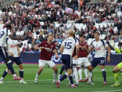 West Ham 0-3 Tottenham: Spurs Buka Era Baru dengan Gaya, Tekanan pada Potter Kian Berat