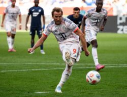 Hasil Bundesliga 2025-2026 | Hoffenheim 1-4 Bayern München: Kane Hat-trick, Die Roten Terlalu Tangguh