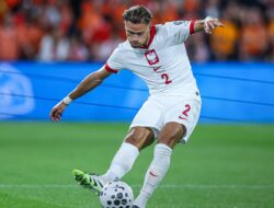 Belanda 1-1 Polandia, Sang Elang Selamat Berkat Matty Cash