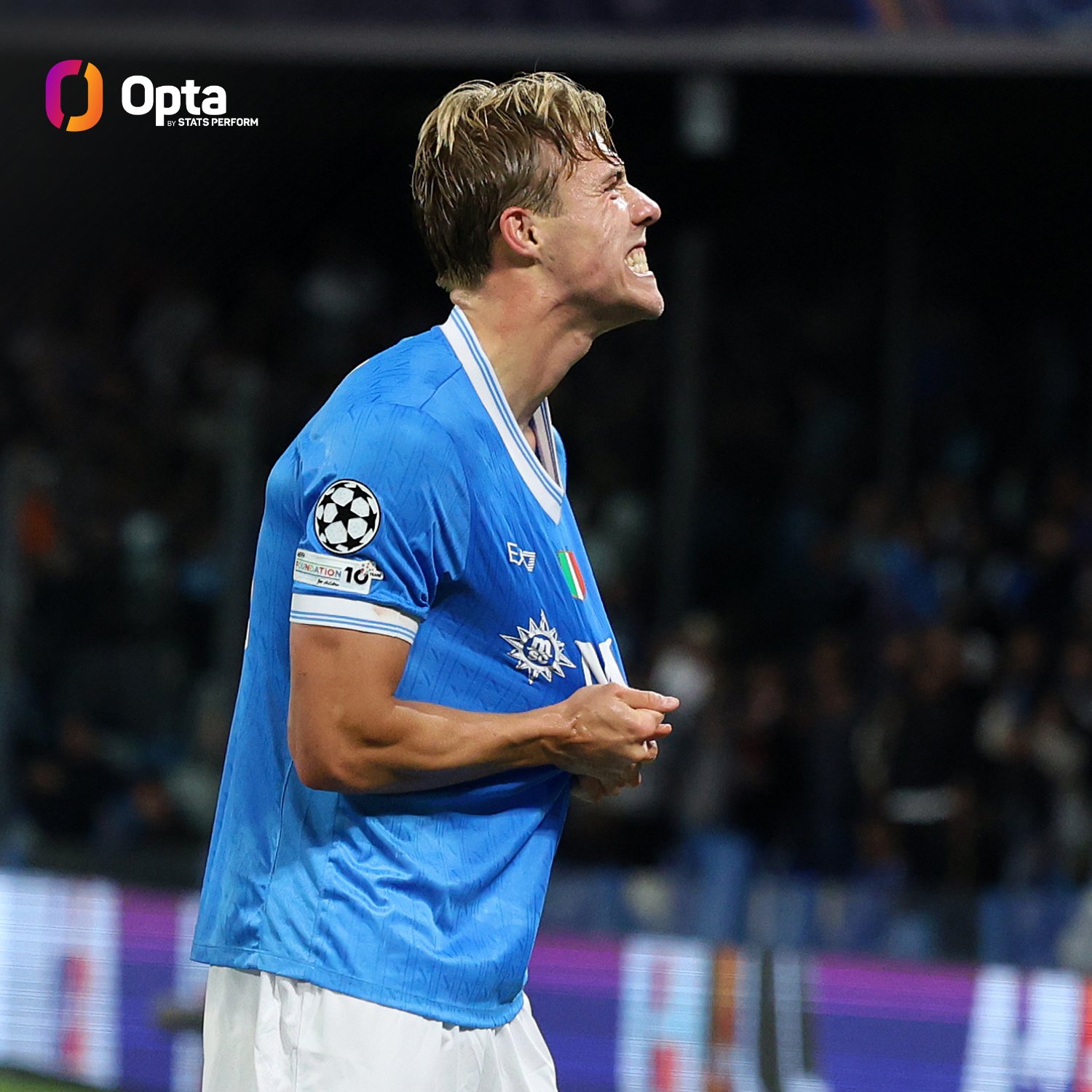 Højlund Gemilang, Napoli Kalahkan Sporting CP 2-1