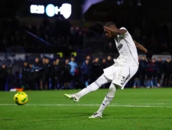 Hasil Carabao Cup 2025: Fulham Lolos Dramatis Lewat Adu Penalti di Markas Wycombe