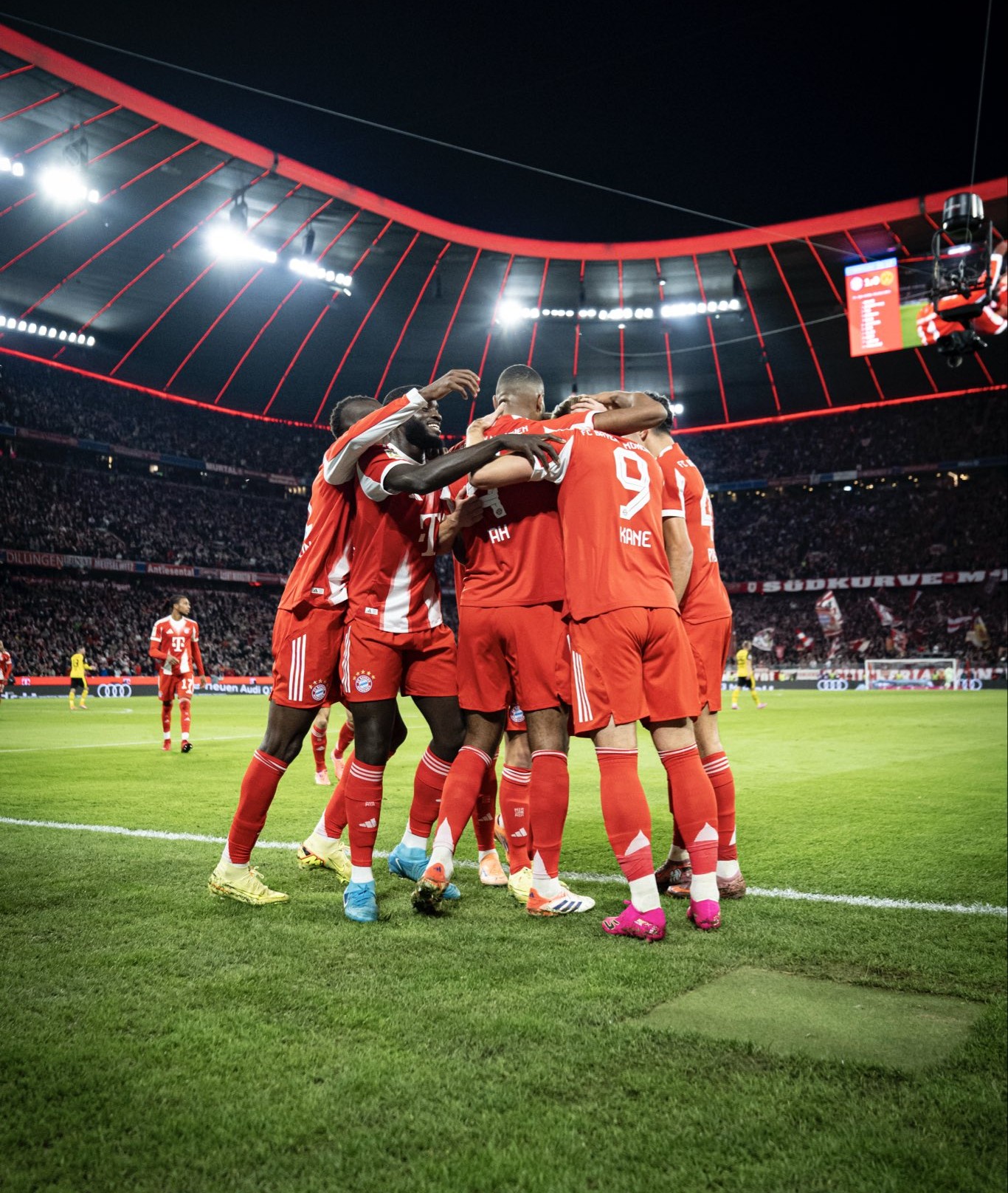 Dortmund 1-2 Bayern: Kobel Teruji