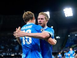 Napoli 2-1 Sporting CP: Højlund Borong Dua Gol, De Bruyne Jadi Motor Kemenangan