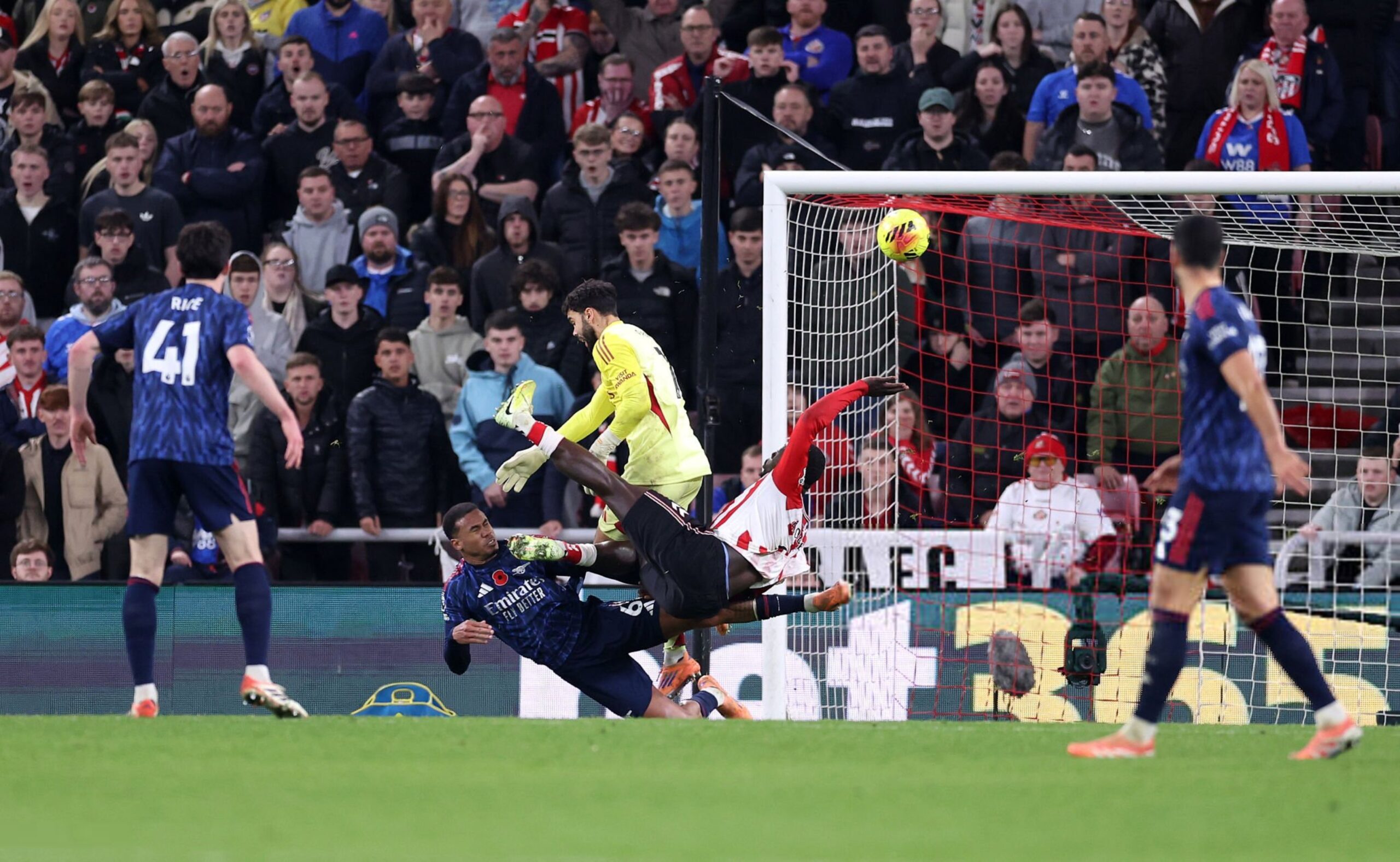 Sunderland 2-2 Arsenal: Brian Brobbey Gagalkan Kemenangan The Gunners