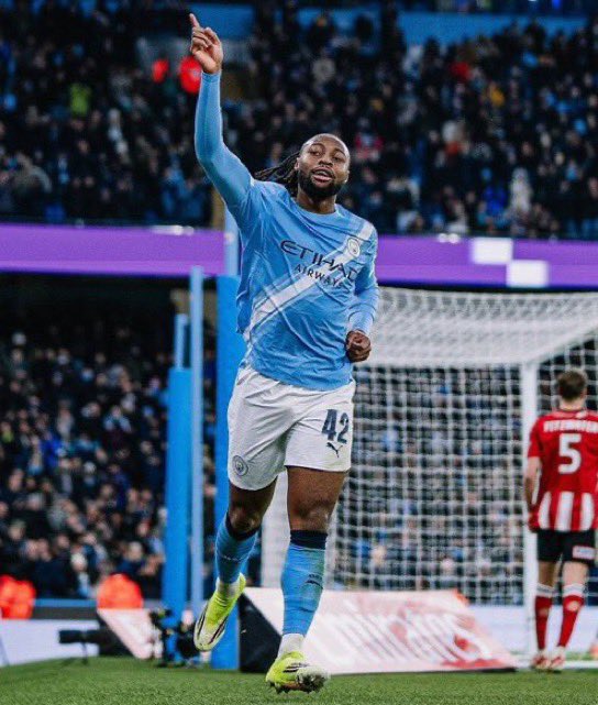 Manchester City 2-0 Wolves: Semenyo Cetak Gol, The Citizens Bangkit Kembali