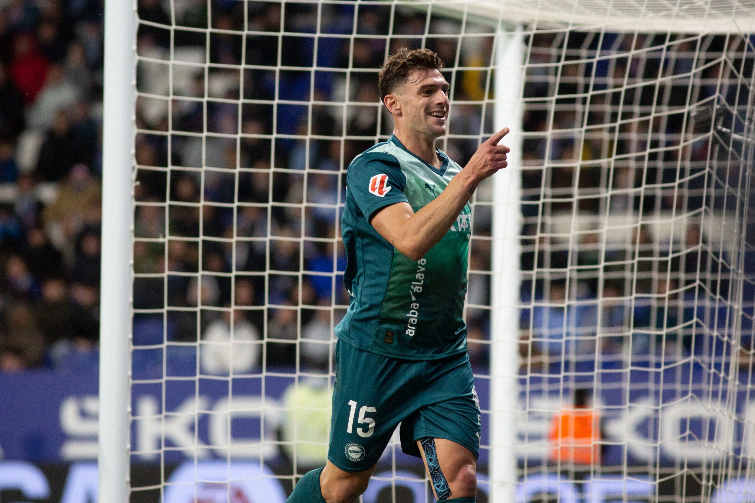 La Liga | Espanyol 1-2 Alavés: Comeback Dramatis Babazorros Bungkam Periquitos