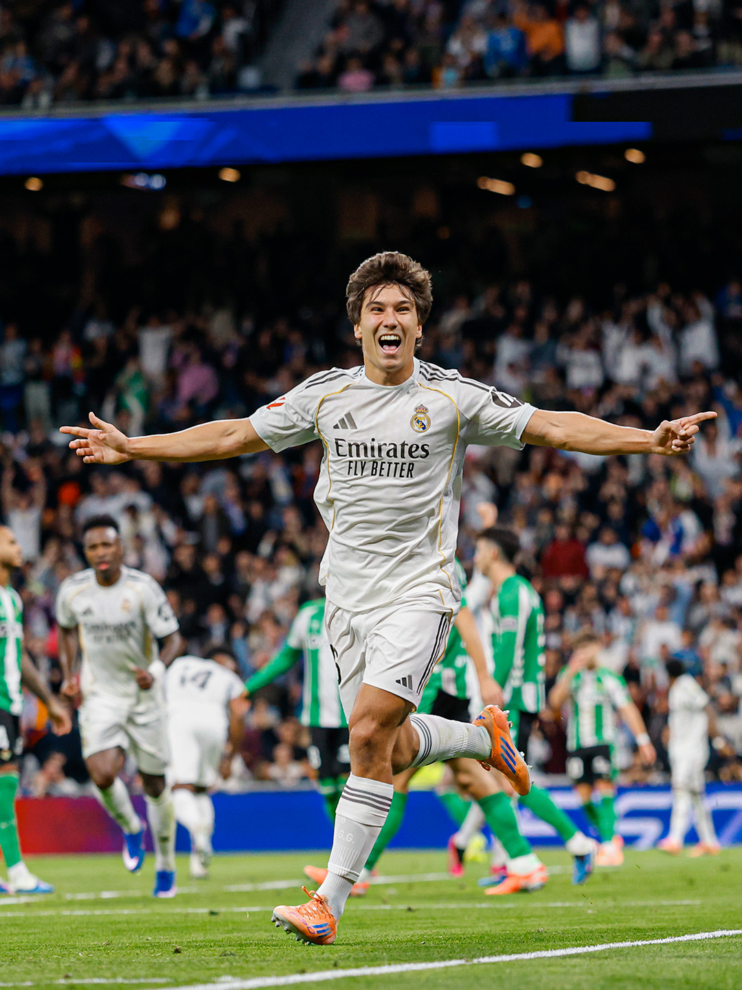 Hat-trick Gonzalo García Antar Real Madrid Hajar Real Betis 5-1, Tekanan ke Barcelona Terjaga
