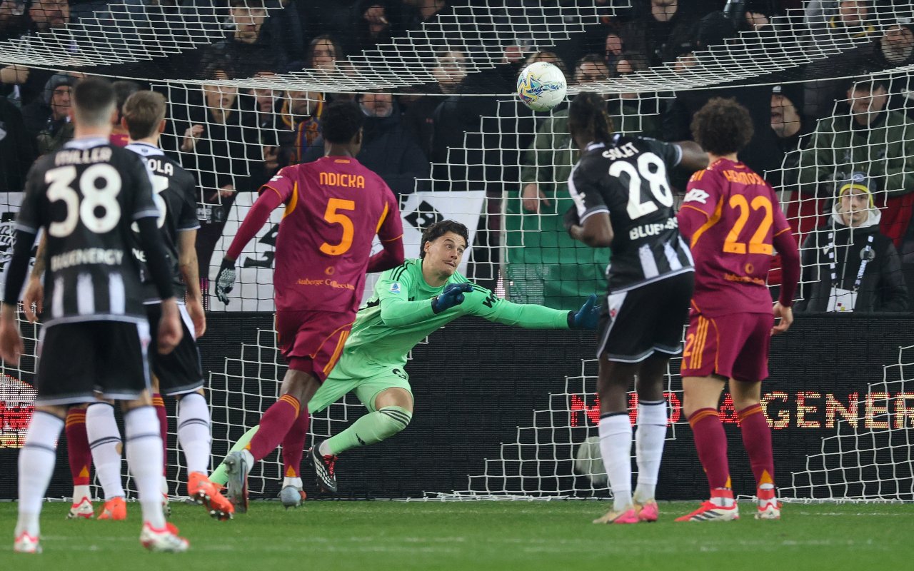 Udinese Tekuk AS Roma 1-0, Gol Defleksi Ekkelenkamp Hentikan Tren Positif Giallorossi