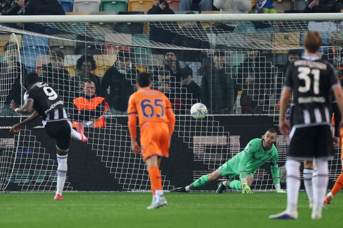 Hasil Serie A: Udinese Bantai Fiorentina 3-0, Debut Rugani Berakhir Mimpi Buruk