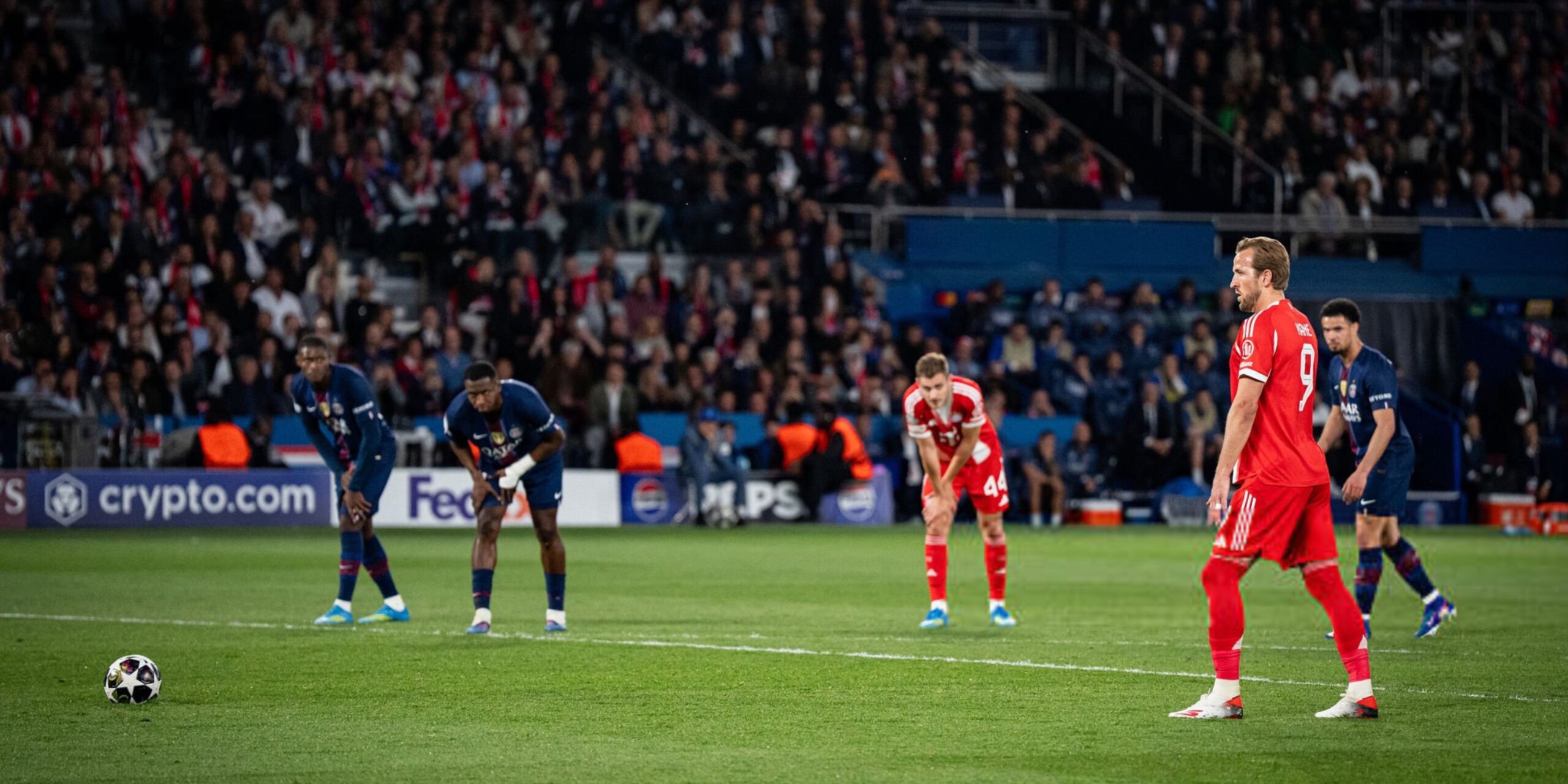 Liga Champions: Duel PSG kontra Bayern München Diwarnai Polemik Dua Keputusan Penalti