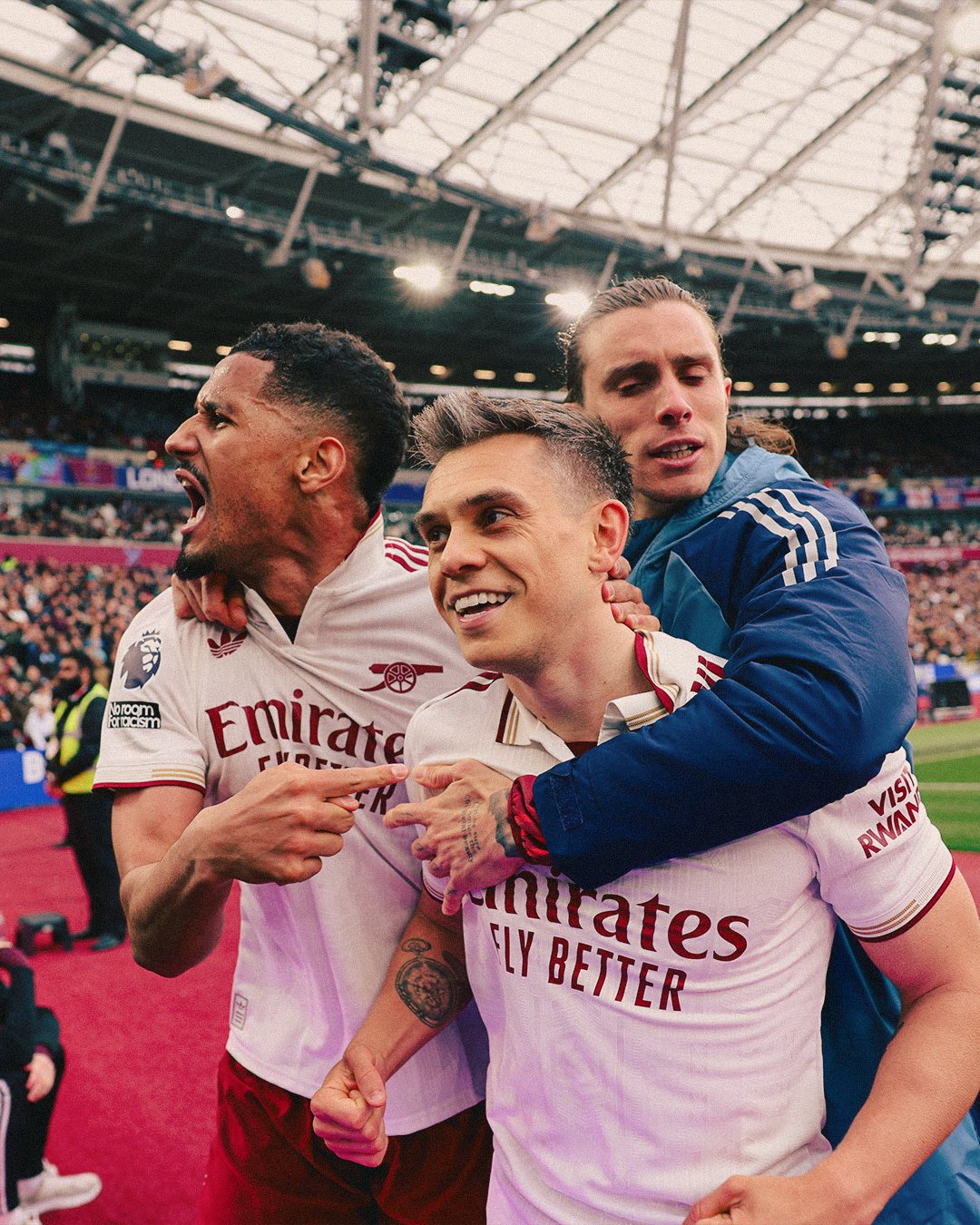 Arsenal Tekuk West Ham United 1-0, Gol Trossard Bawa The Gunners Dekati Gelar Liga Inggris