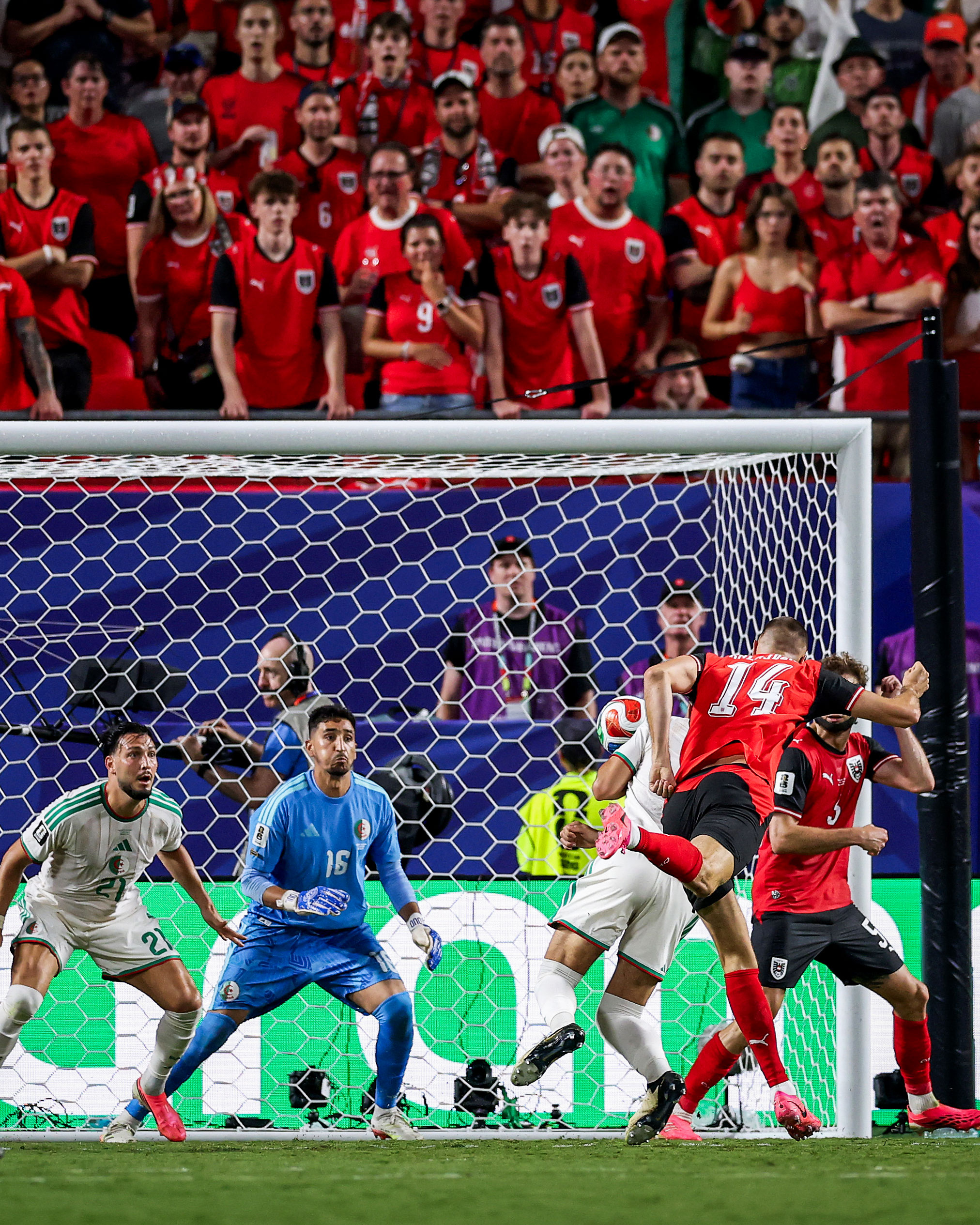 Kalajdžić Selamatkan Austria, Duel Sengit Kontra Aljazair Imbang 3-3 Bawa Keduanya Lolos