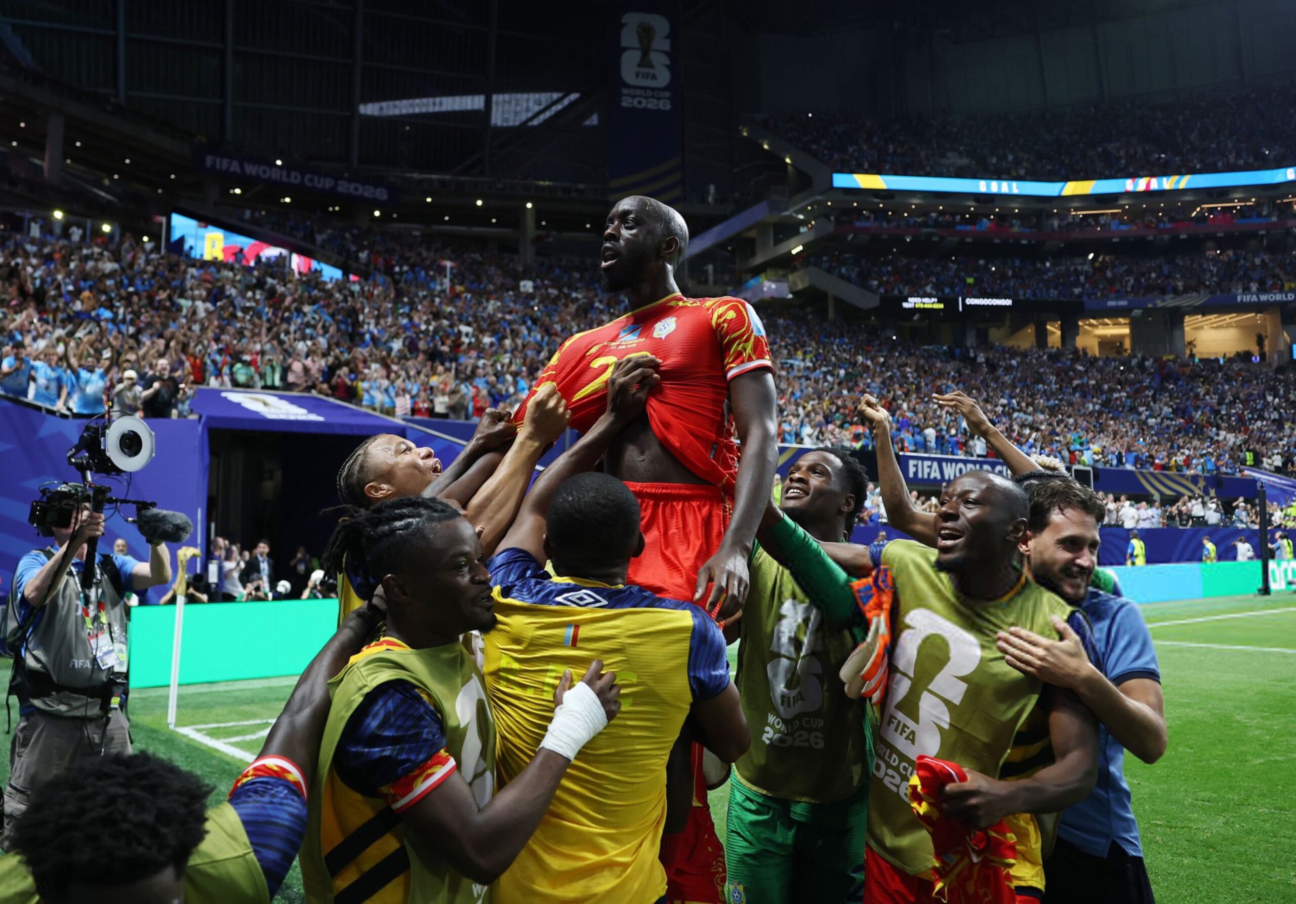 Brace Wissa Bawa Kongo Comeback Dramatis 3-1 atas Uzbekistan, Lolos ke Babak 32 Besar