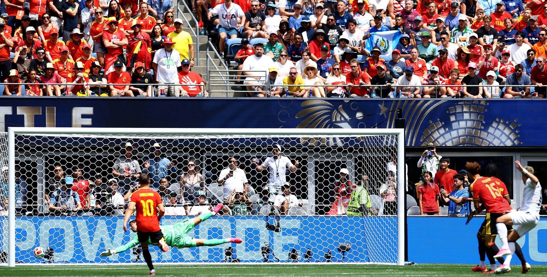 Piala Dunia 2026: Setan Merah Frustrasi! 10 Pemain Belgia Gagal Jinakkan Iran