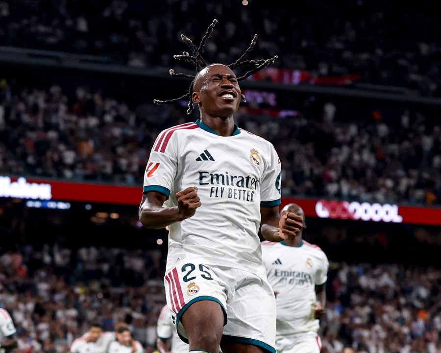 Real Madrid Jinakkan Villarreal 1-0: Gol Perdana Diomandé Nyaris Tenggelam oleh Kartu Merah Vinícius